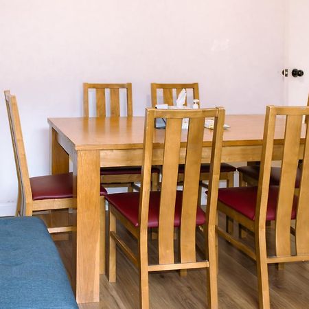 Nice 4 Bedroom Apartment Near City Centre 2-Min Walk To Metro !! Business & Family Friendly!! 伦敦 外观 照片