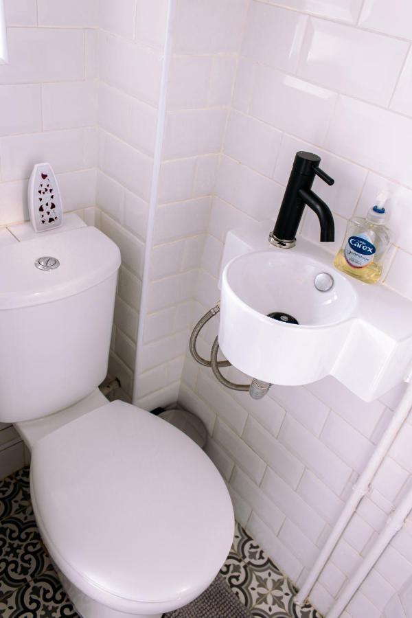 Nice 4 Bedroom Apartment Near City Centre 2-Min Walk To Metro !! Business & Family Friendly!! 伦敦 外观 照片
